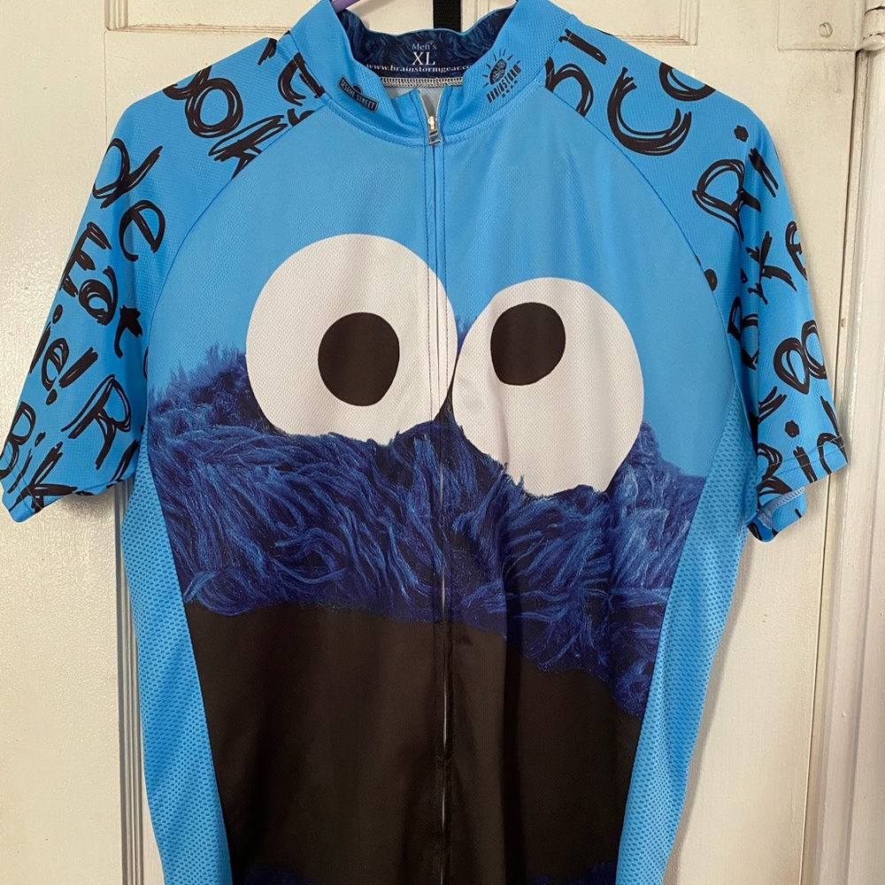 Ride bike, eat cookie